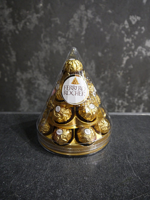 Конфеты "Ferrero Rocher" 212 г
